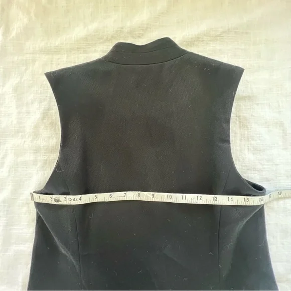 Chico’s size 0/small woman’s fully lined button up dressy vest. - Picture 7 of 10